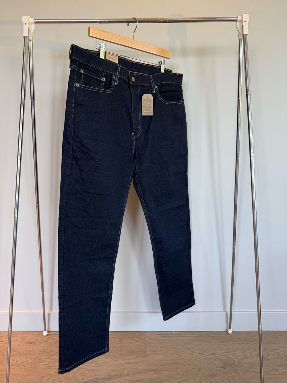 Levi's Men's Straight Jeans in Dark Indigo